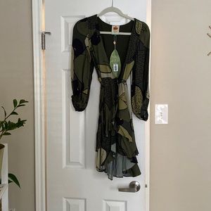 FARM Rio green cashew wrap dress NWT